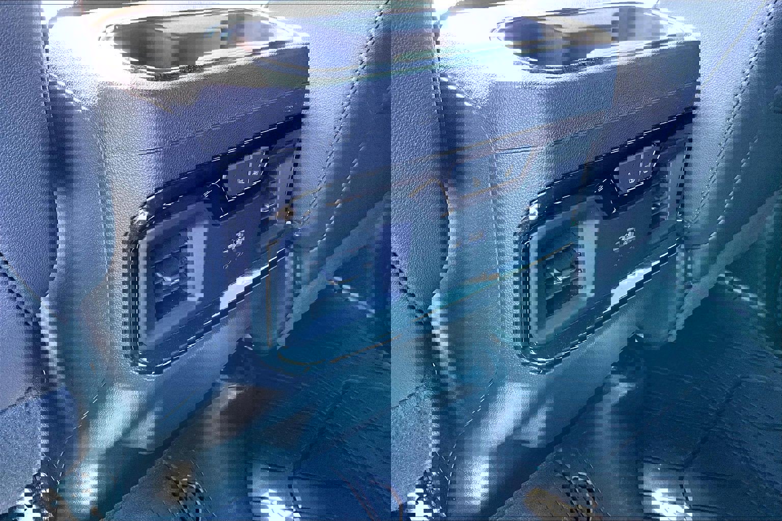 Certified 2023 Chevrolet Silverado 1500 ZR2 w/ Technology Package image 8