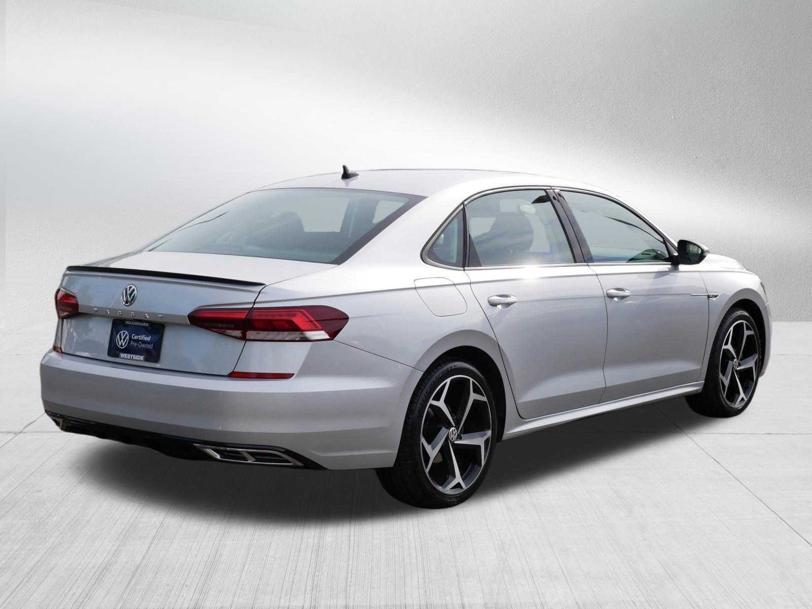 Certified 2020 Volkswagen Passat 2.0T R-Line FWD image 7