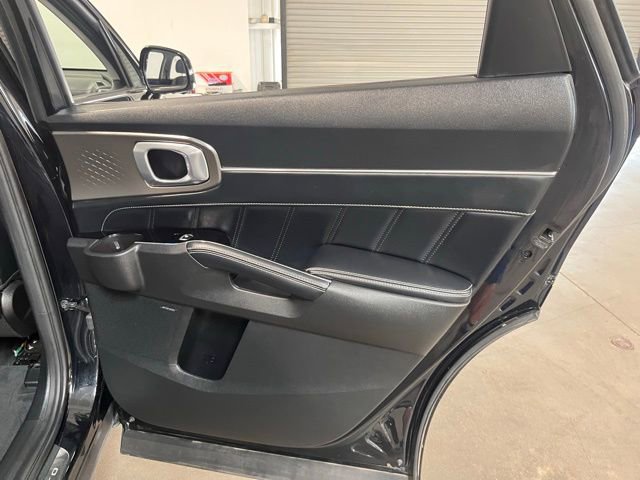 Used 2021 Kia Sorento SX FWD image 15