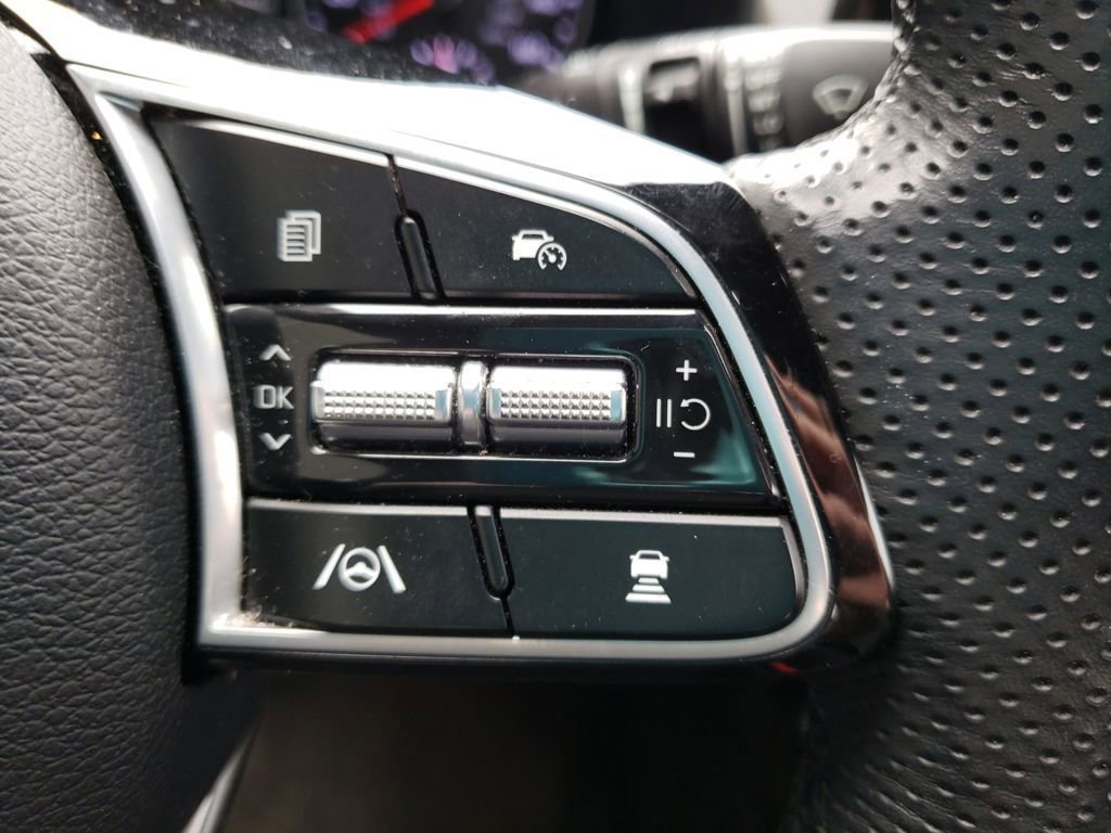 Used 2023 Kia Forte GT-Line w/ GT-Line Premium Package image 12