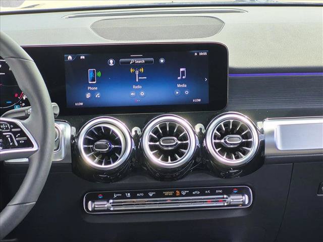 Used 2026 Mercedes-Benz GLB 250 4MATIC image 14