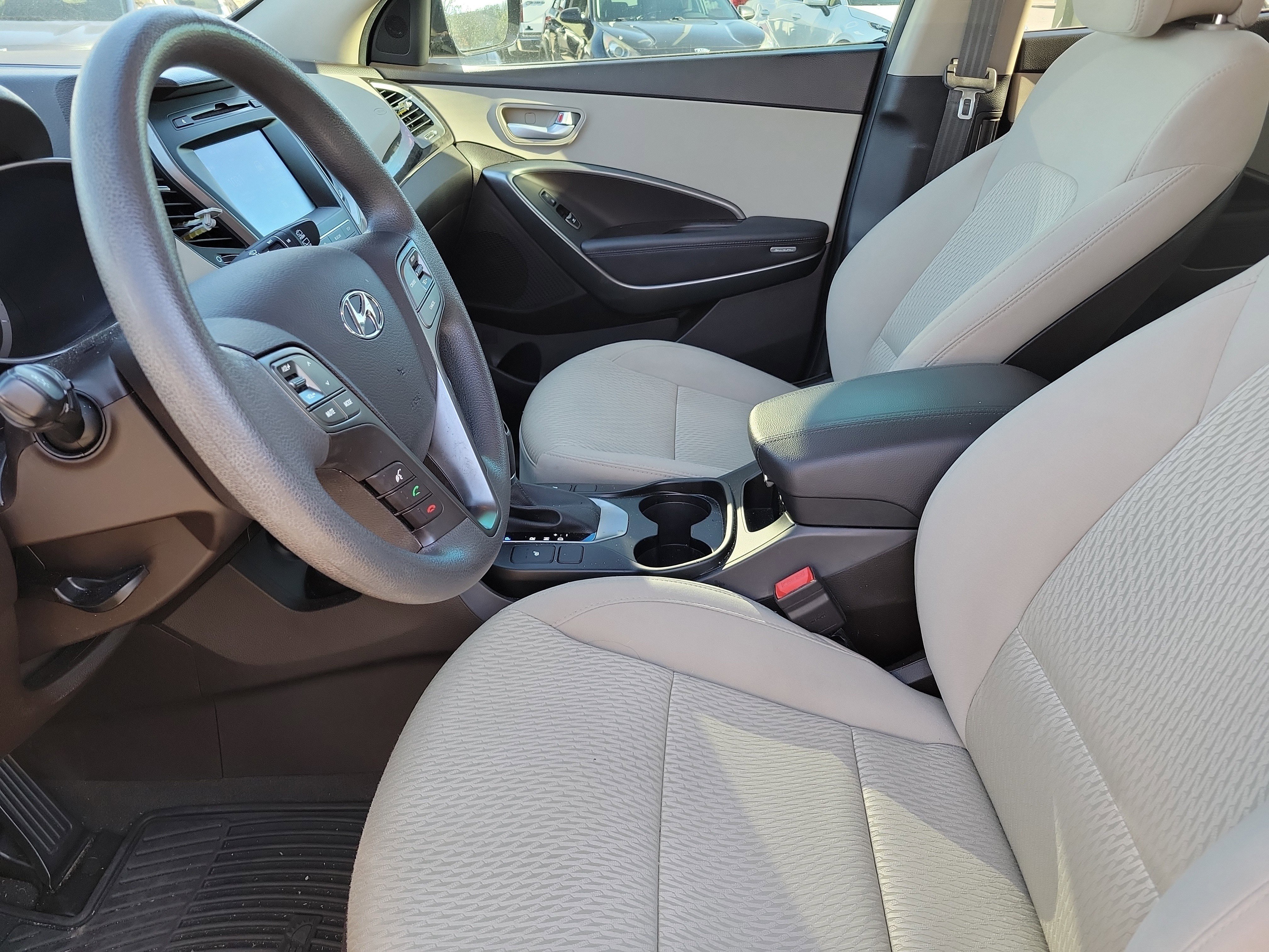 Used 2018 Hyundai Santa Fe Sport w/ 2.4L Value Package 02 image 3