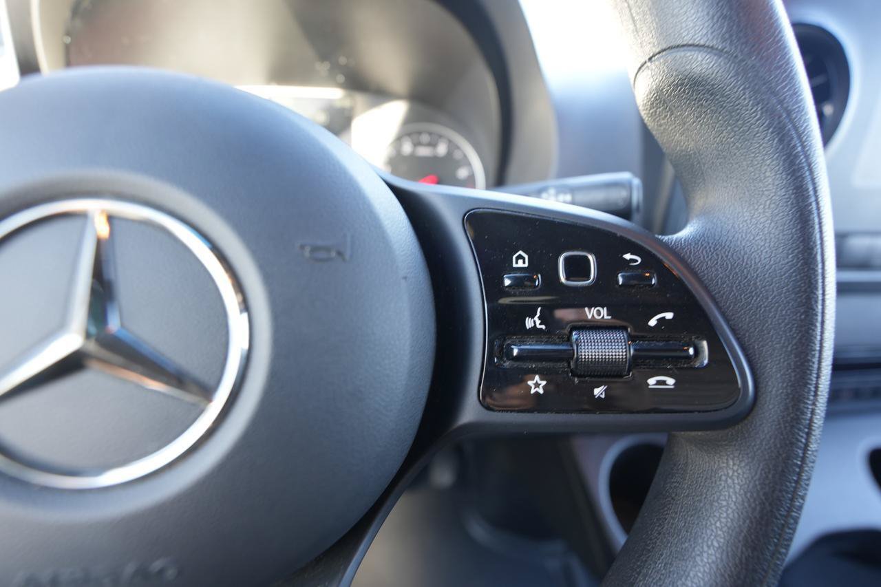 Used 2024 Mercedes-Benz Sprinter 2500 image 29