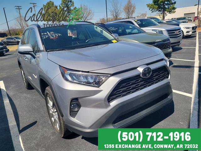 Used 2021 Toyota RAV4 XLE Premium image 2