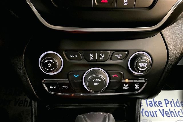 Used 2021 Jeep Cherokee Latitude image 15