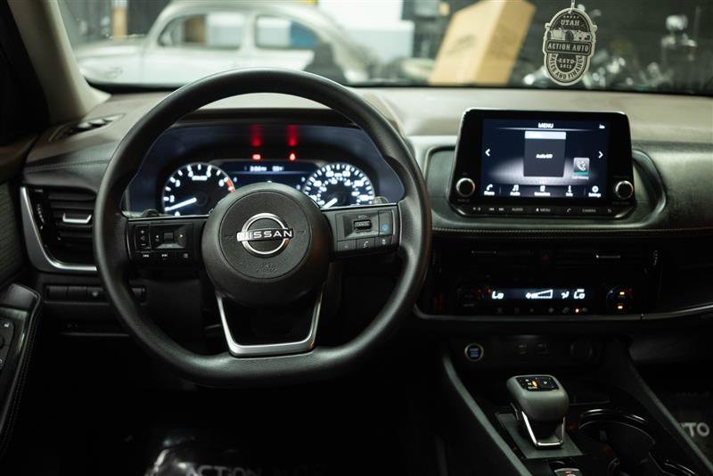 Used 2022 Nissan Rogue SV FWD image 18
