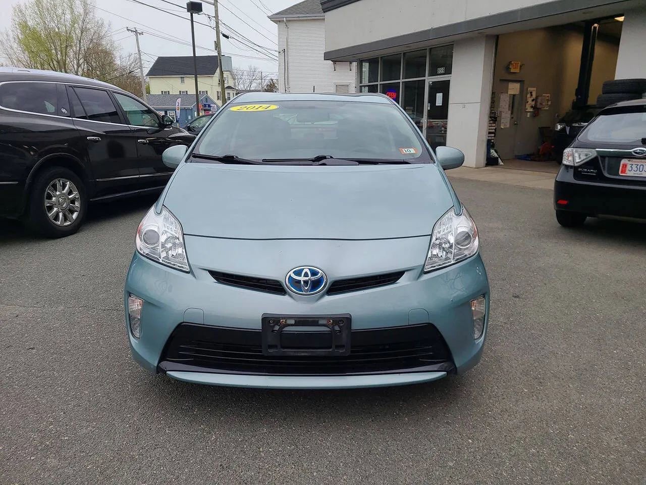 Used 2014 Toyota Prius Three w/ Solar Roof Package image 5