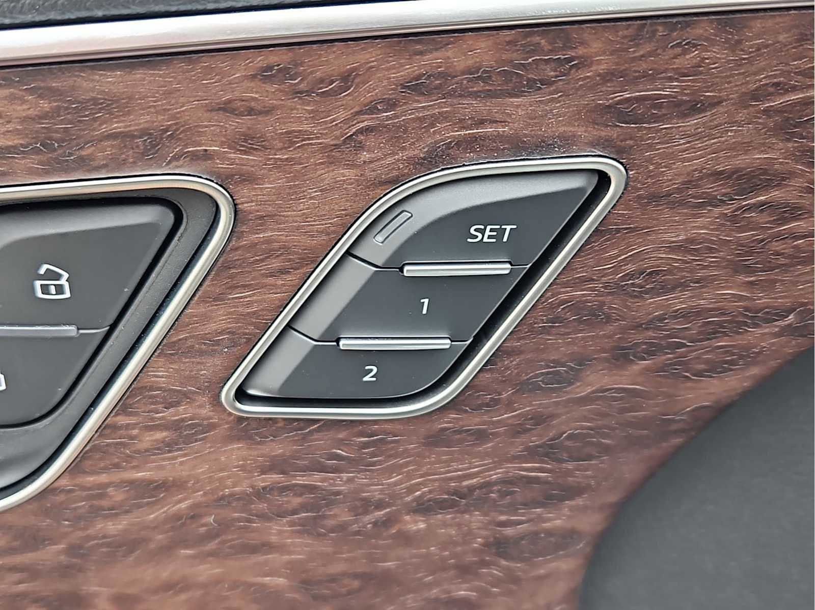 New 2026 Audi Q7 3.0T Premium Plus AWD/4WD image 7