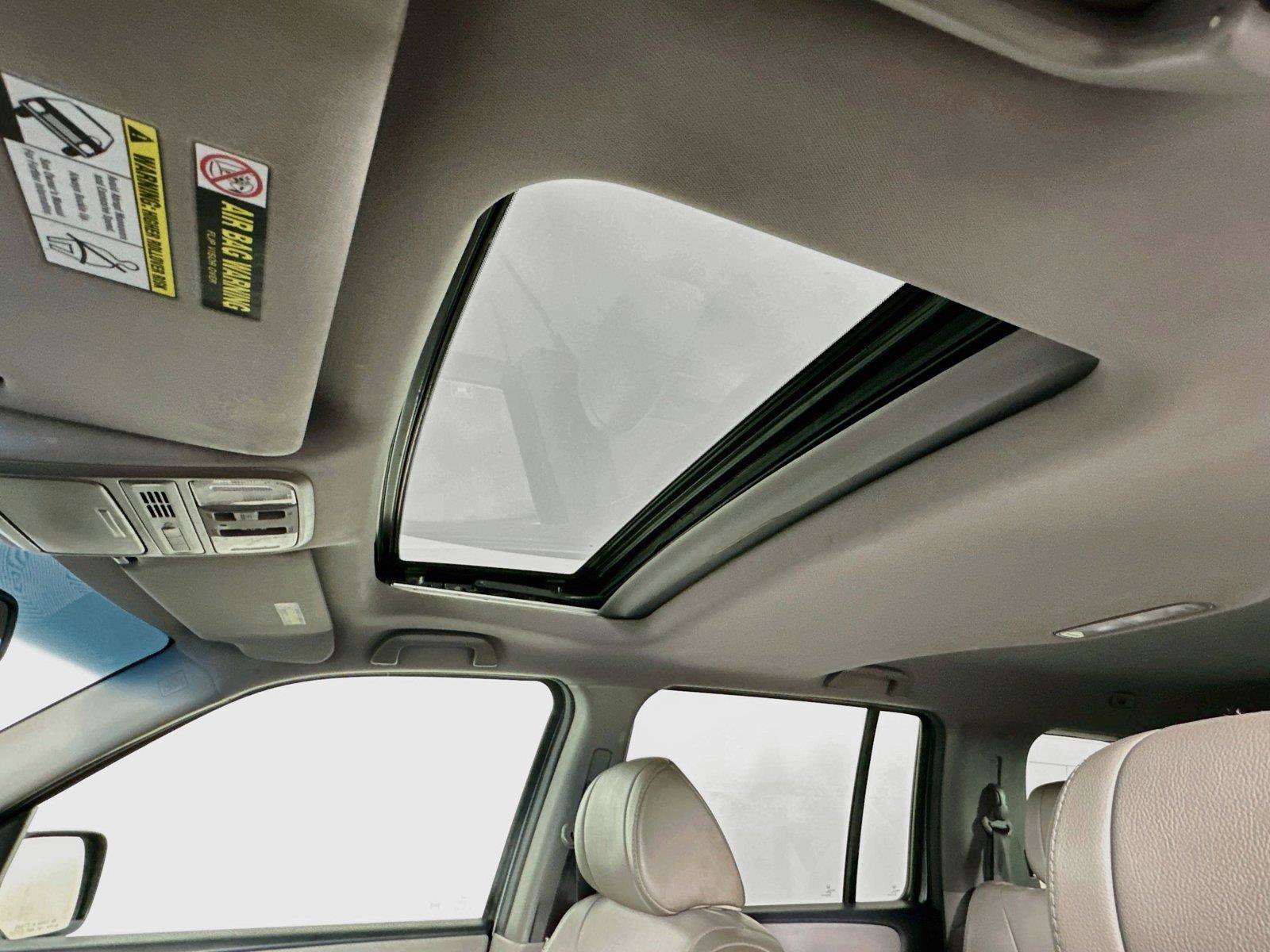 Used 2012 Honda Pilot EX-L image 17
