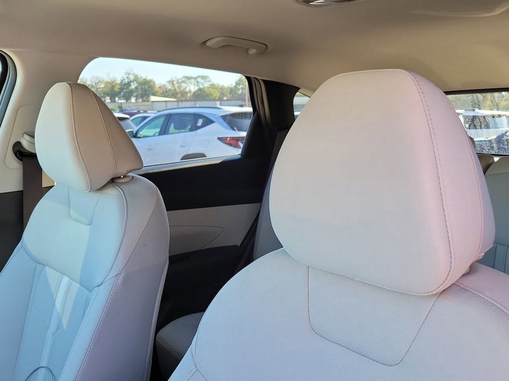 New 2026 Hyundai Tucson SEL image 24