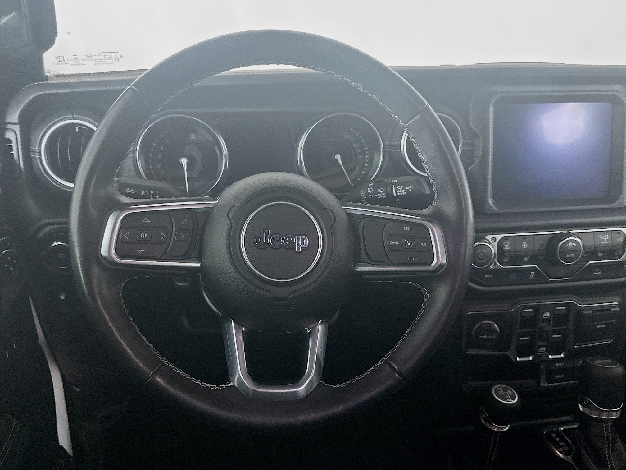 Used 2023 Jeep Wrangler Sahara w/ Cold Weather Group image 17