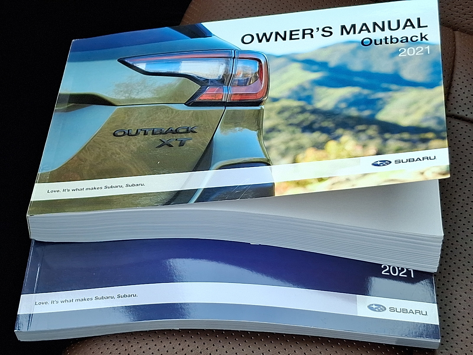 Used 2021 Subaru Outback Touring XT image 28