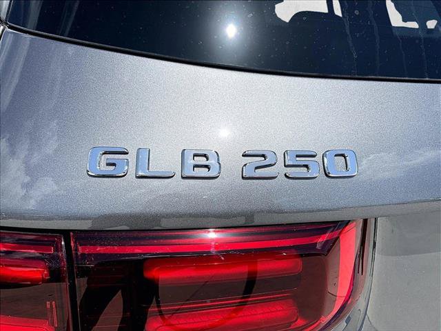 New 2026 Mercedes-Benz GLB 250 image 28