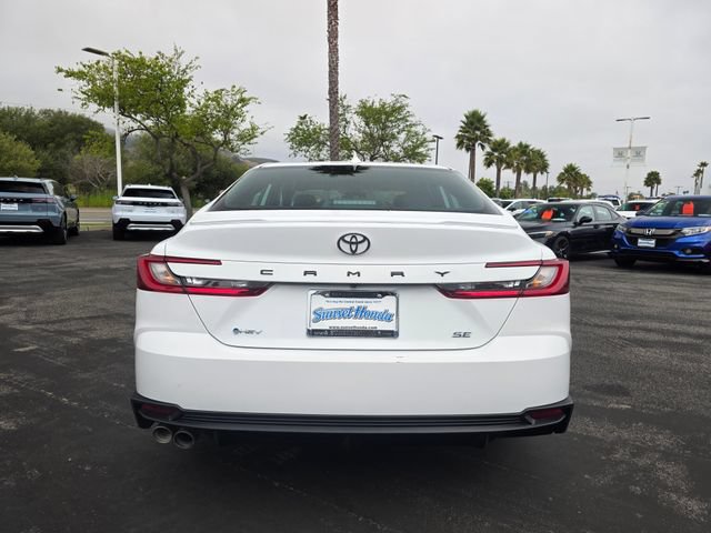 Used 2025 Toyota Camry SE FWD image 9