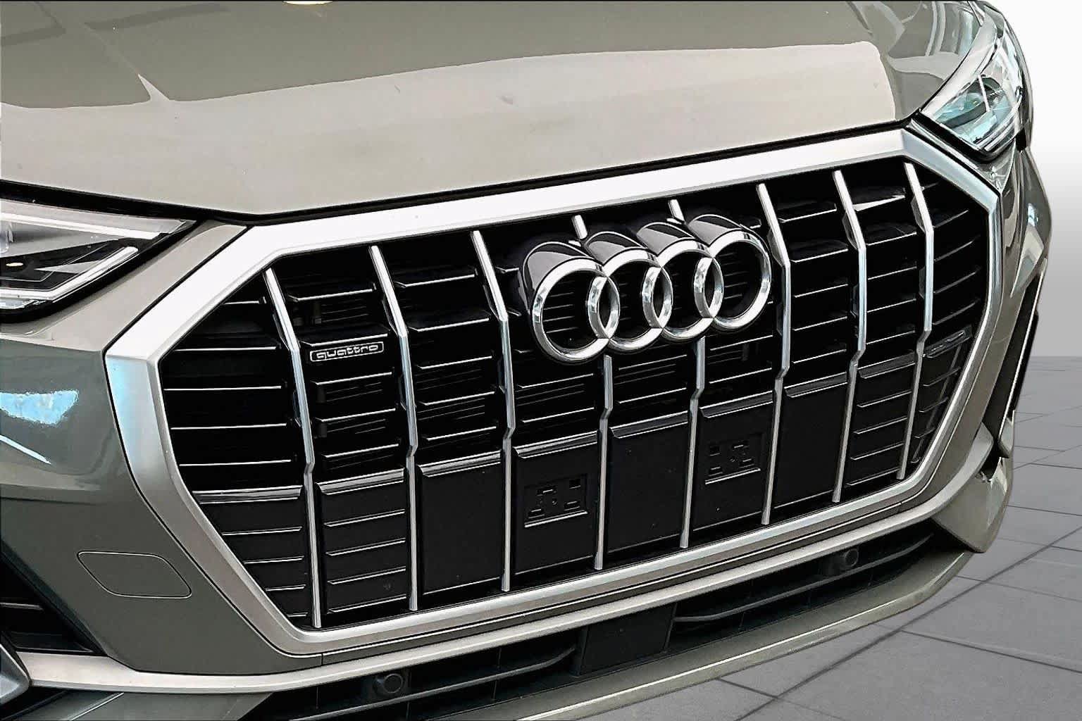 Used 2023 Audi Q3 2.0T Premium w/ Convenience Package AWD/4WD image 32