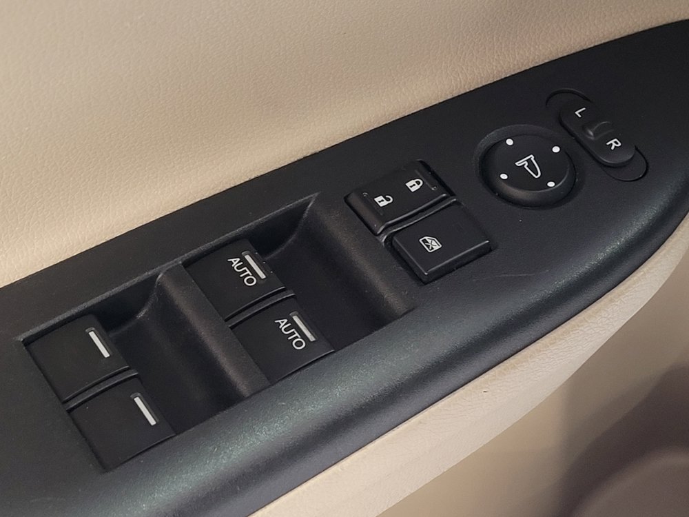 Used 2015 Honda Accord Touring image 27