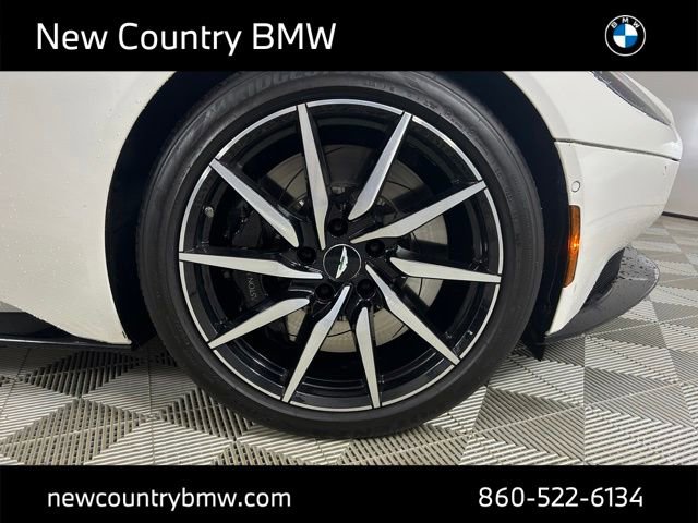 Used 2019 Aston Martin DB11 Volante RWD image 9