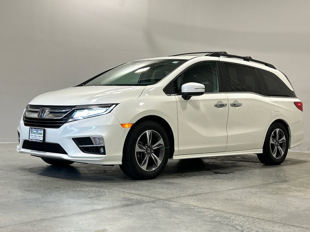Used 2019 Honda Odyssey Touring image 2