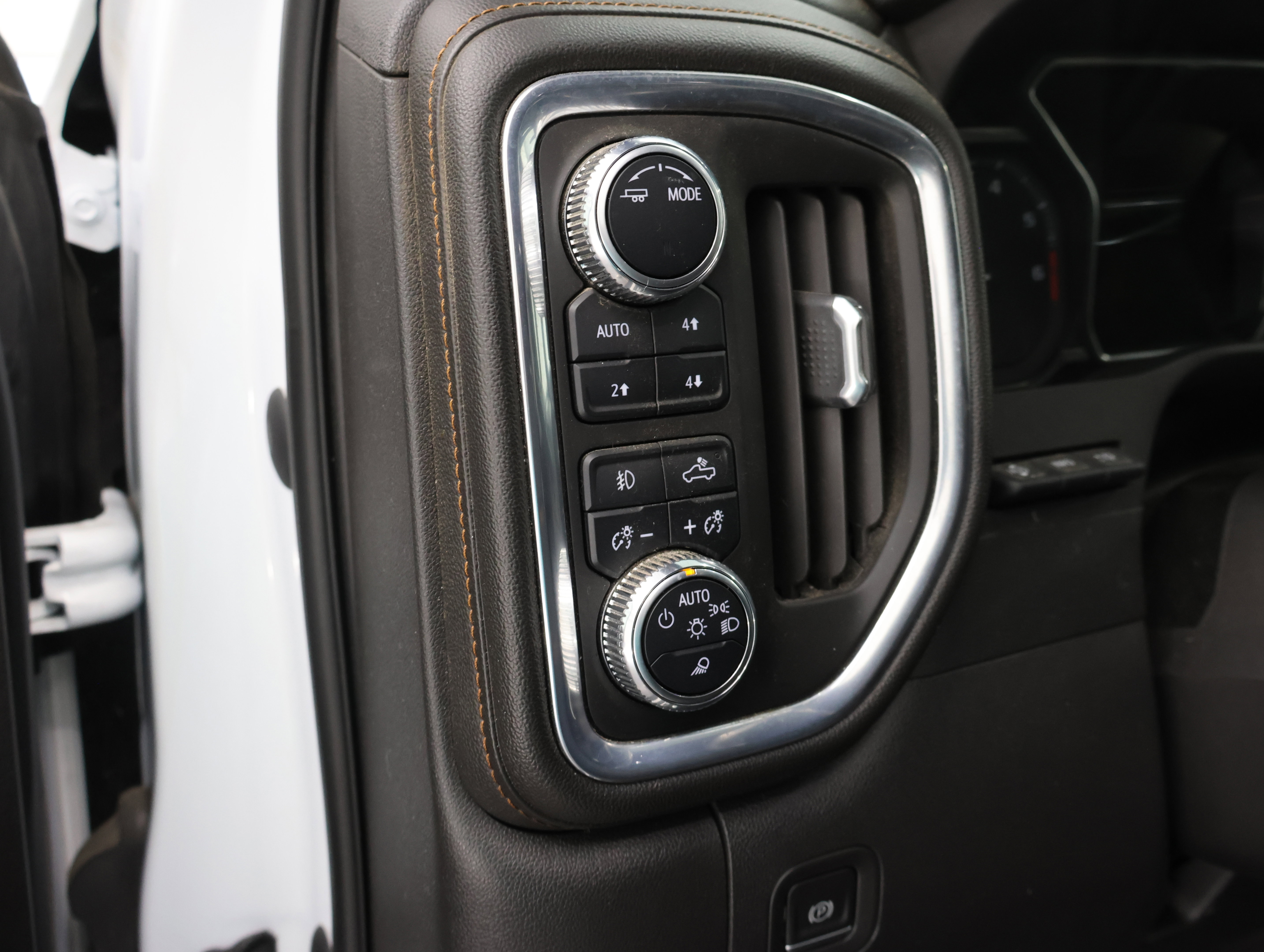 Used 2022 GMC Sierra 1500 AT4 w/ AT4 Premium Package AWD/4WD image 45