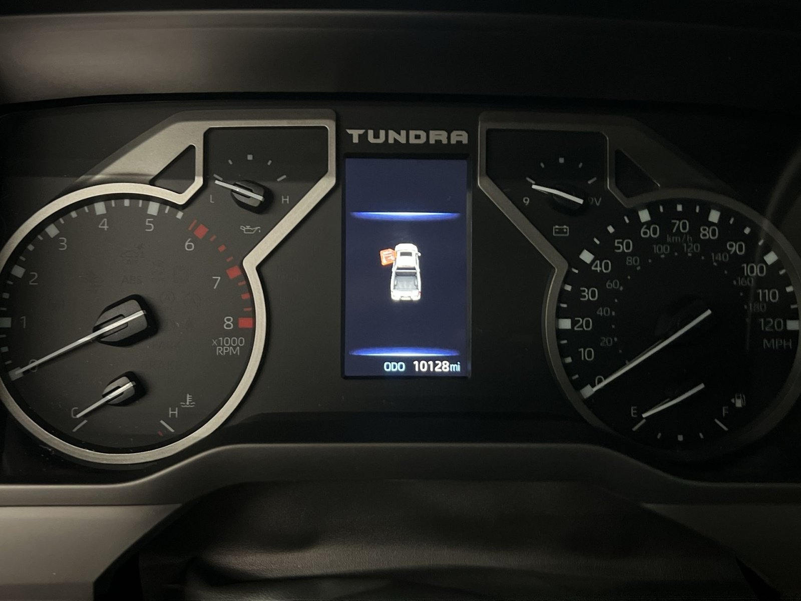 Used 2025 Toyota Tundra SR w/ SR Tow Package AWD/4WD image 15