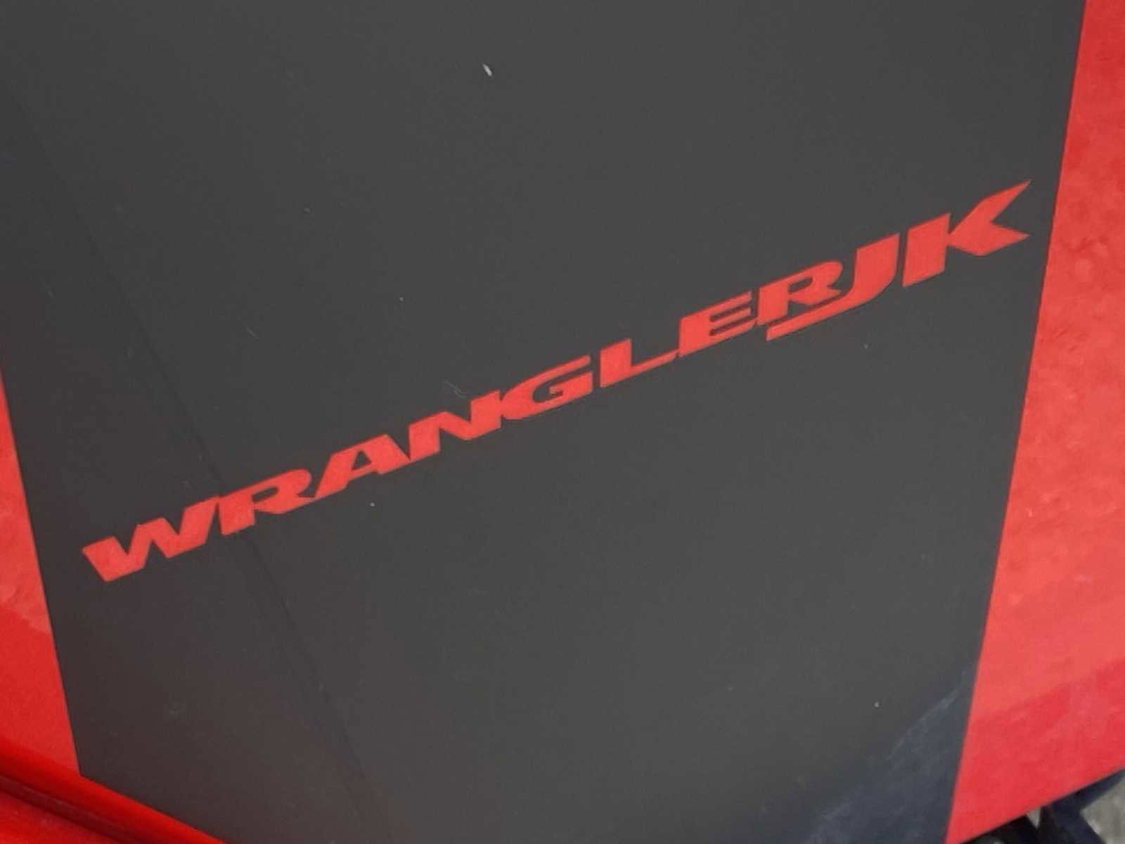 Used 2018 Jeep Wrangler Sport AWD/4WD image 15