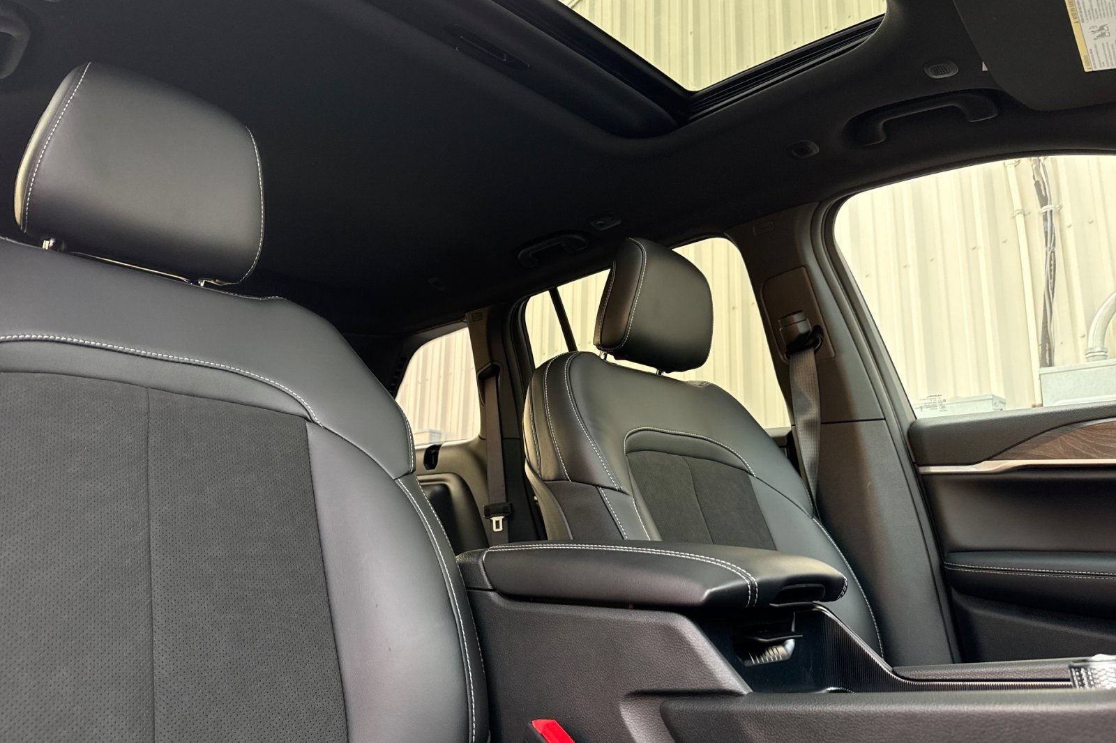 New 2026 Jeep Grand Cherokee Altitude AWD/4WD image 17