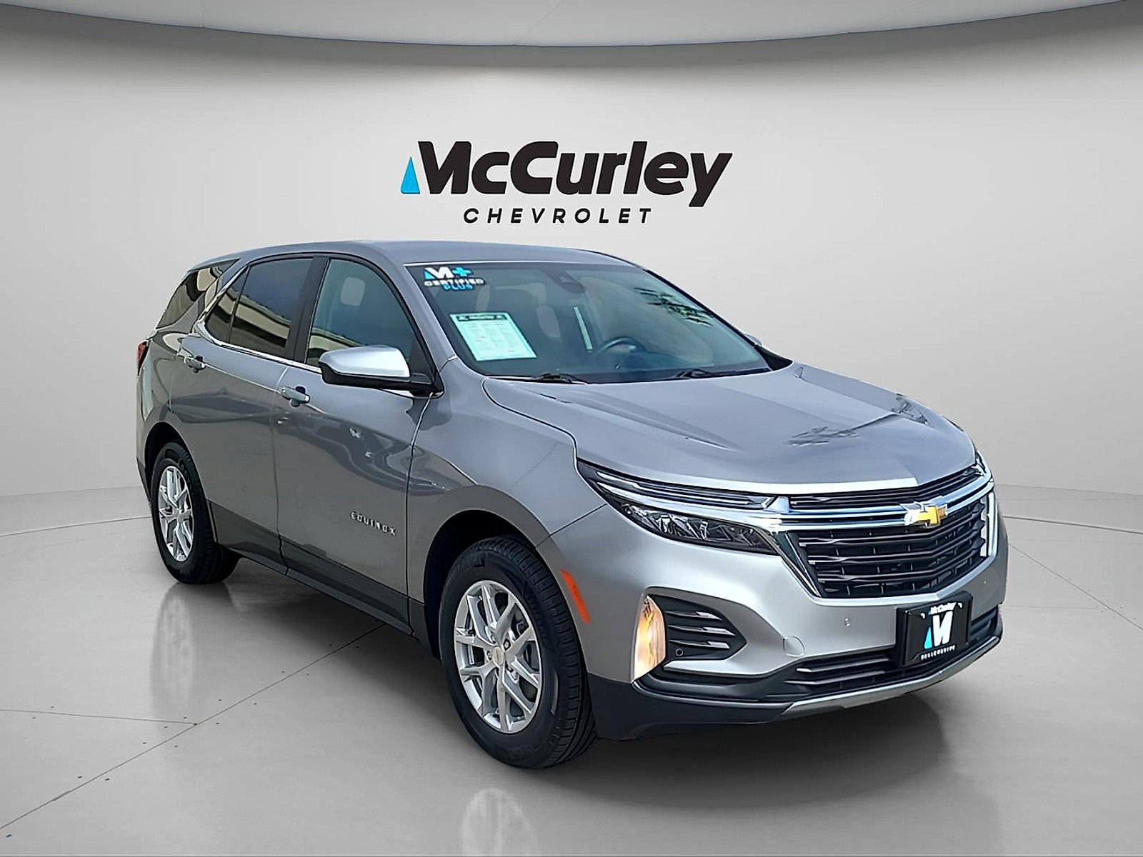 Used 2024 Chevrolet Equinox LT AWD/4WD image 1