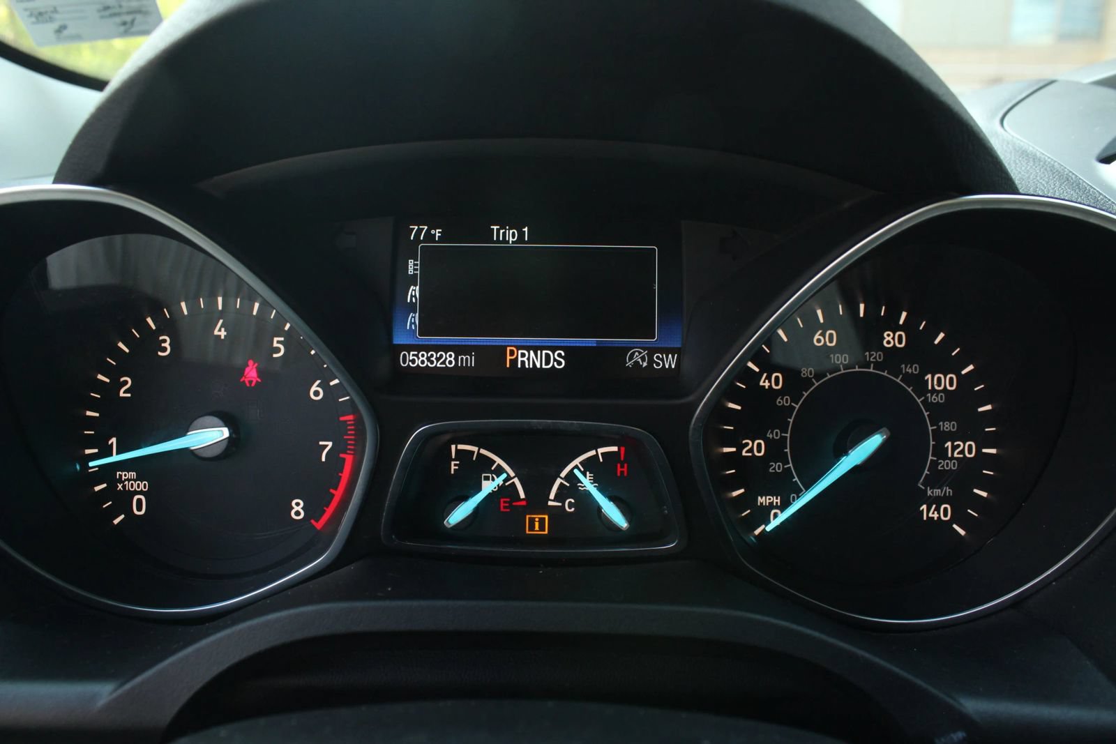 Used 2017 Ford Escape SE w/ SE Cold Weather Package FWD image 31