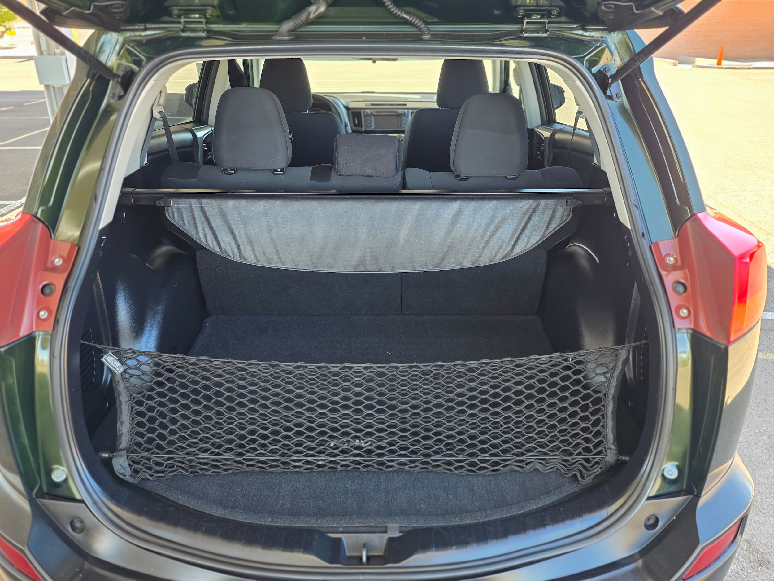 Used 2013 Toyota RAV4 XLE FWD image 24