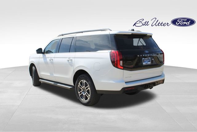 New 2026 Ford Expedition Max Active RWD image 4