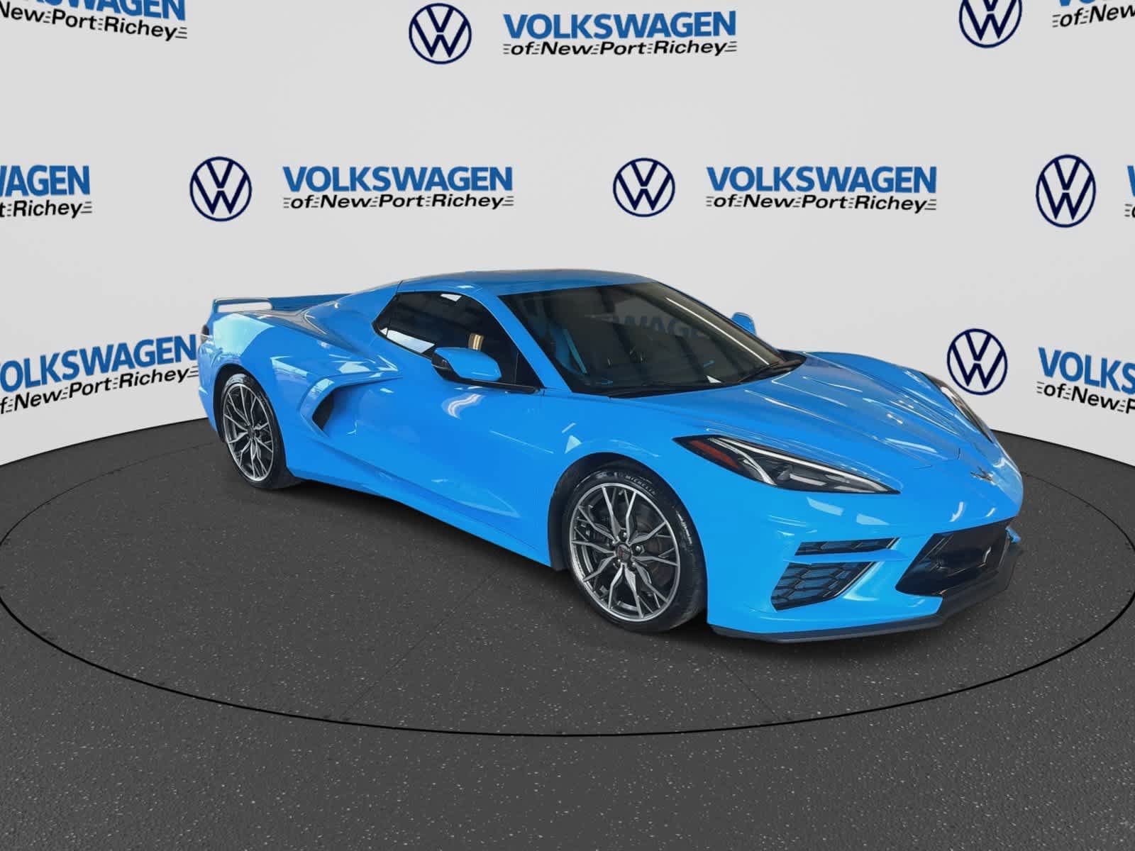 Used 2023 Chevrolet Corvette Stingray Premium Conv w/ Z51 Performance Package RWD image 2