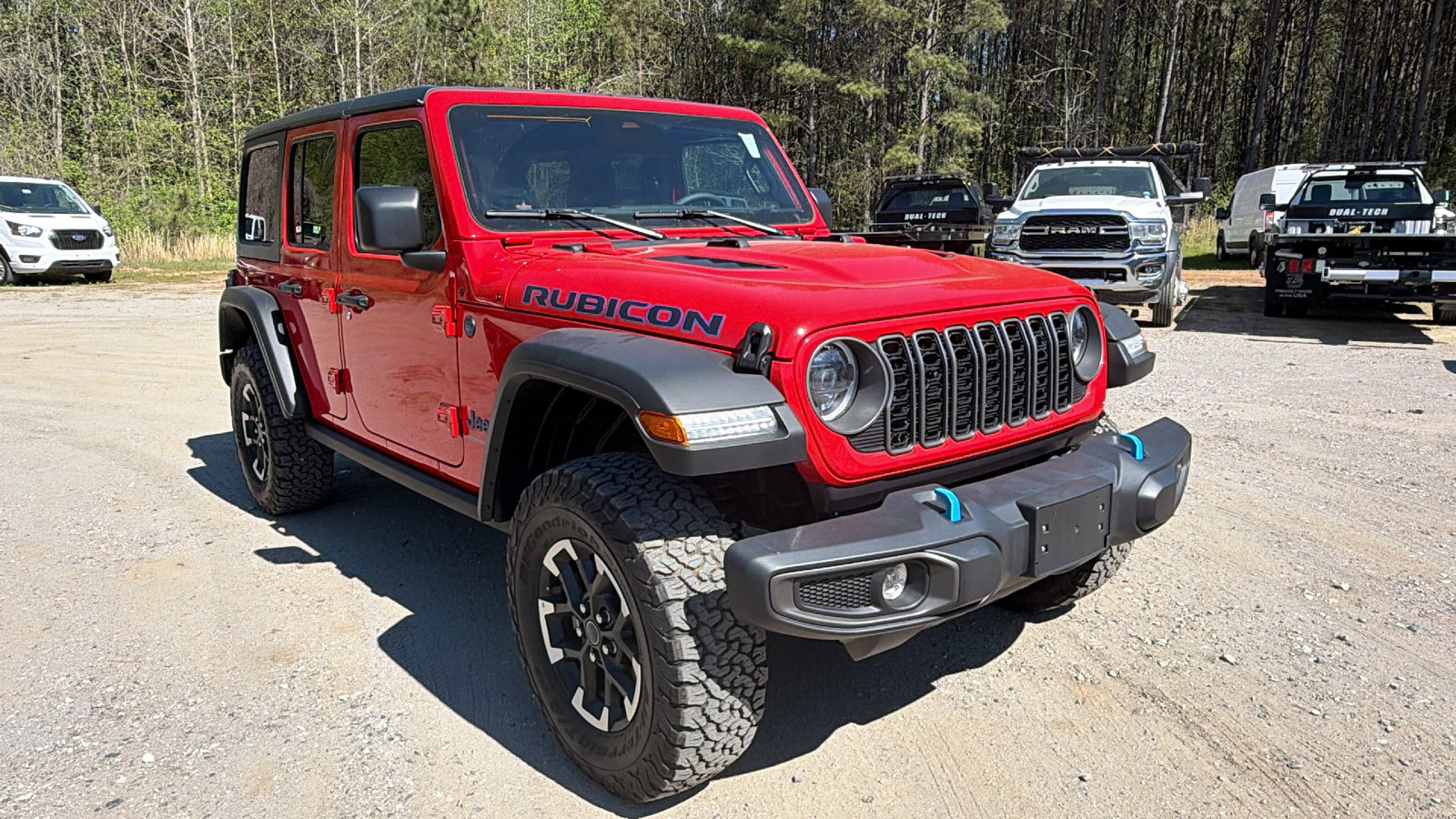 Used 2025 Jeep Wrangler Unlimited Rubicon 4xe w/ Convenience Group AWD/4WD image 5