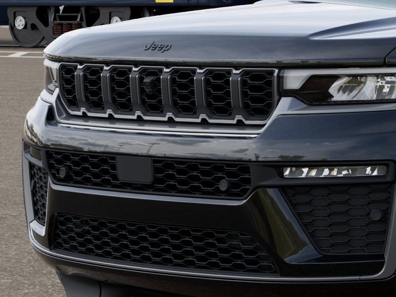 New 2026 Jeep Grand Cherokee Limited Reserve image 11