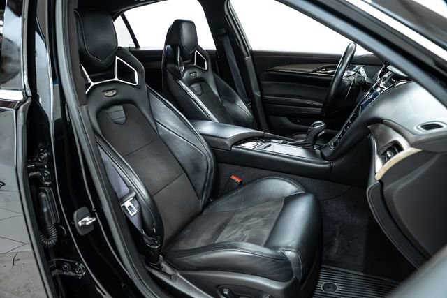 Used 2016 Cadillac CTS V RWD image 25