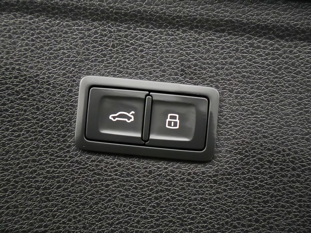 Used 2023 Audi SQ5 Premium Plus AWD/4WD image 14