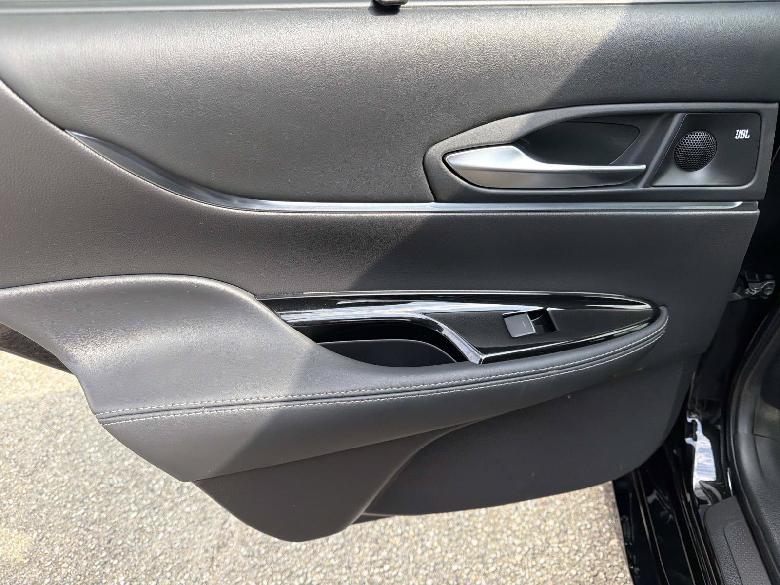 Used 2023 Toyota Mirai w/ Toyota Teammate Package RWD image 9
