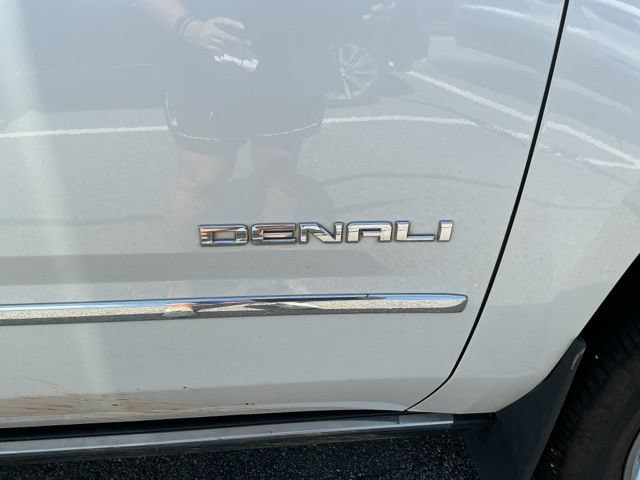 Used 2018 GMC Yukon Denali w/ Open Road Package AWD/4WD image 7