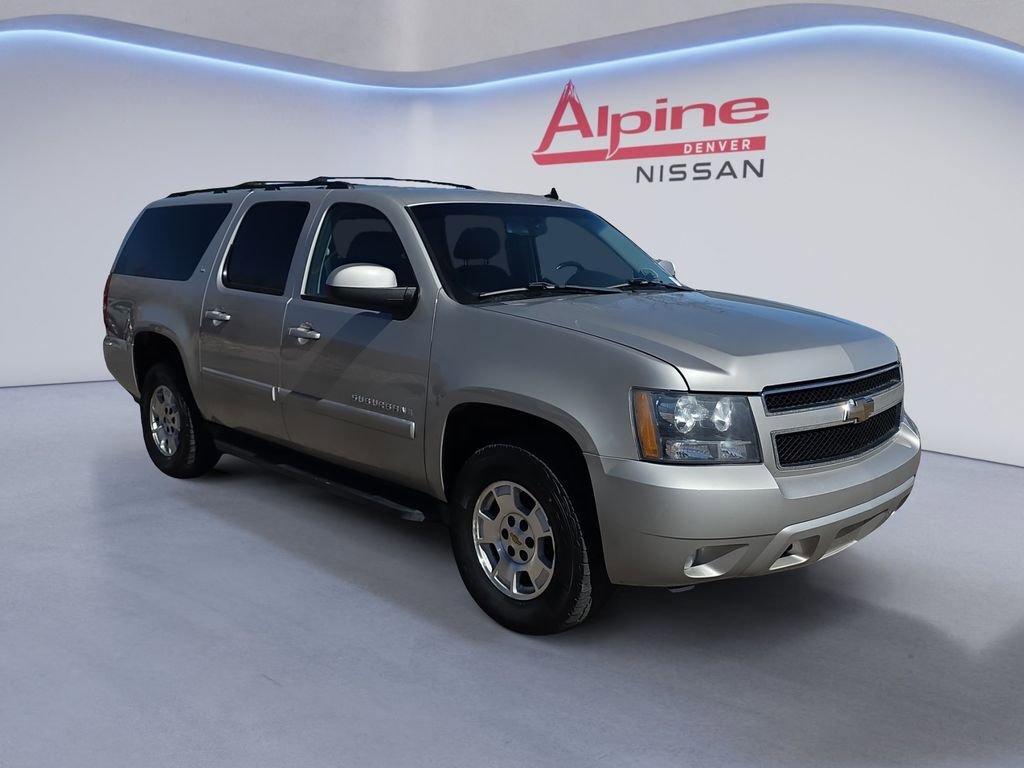 Used 2009 Chevrolet Suburban LT image 7