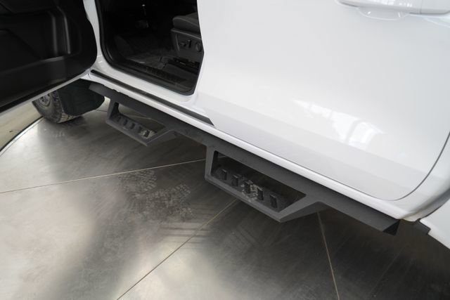 Used 2025 GMC Canyon Elevation w/ Convenience Package image 40