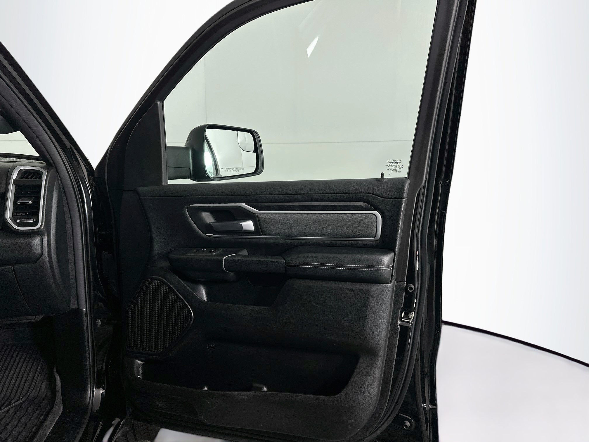 Used 2022 RAM 1500 Big Horn AWD/4WD image 29