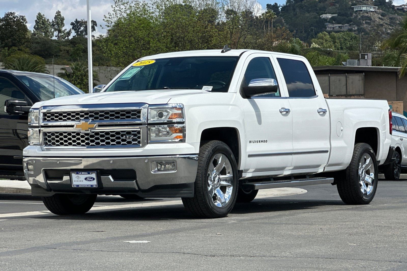 Used 2015 Chevrolet Silverado 1500 LTZ w/ Driver Alert Package RWD image 7