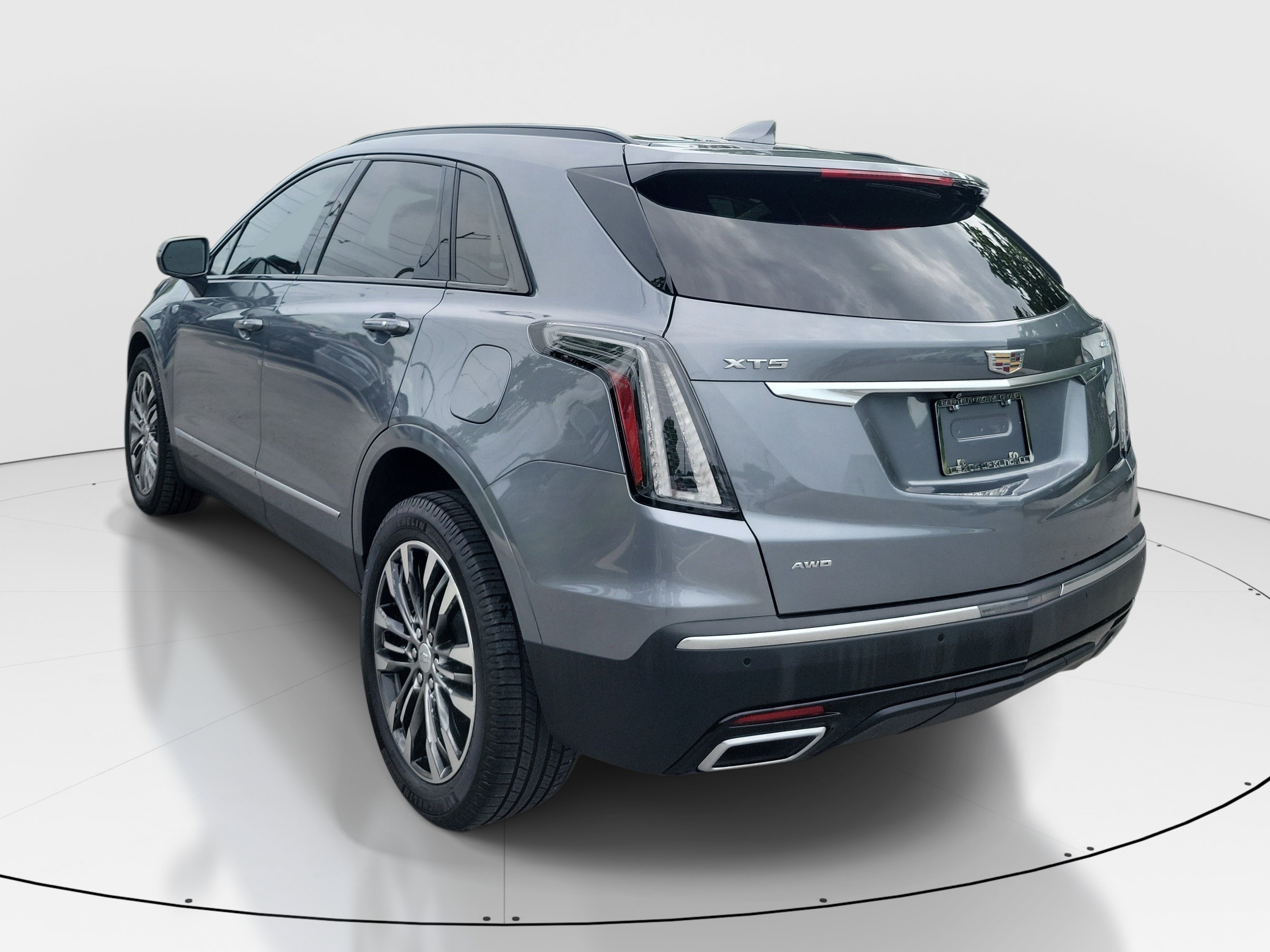 Used 2020 Cadillac XT5 Sportv AWD/4WD image 4