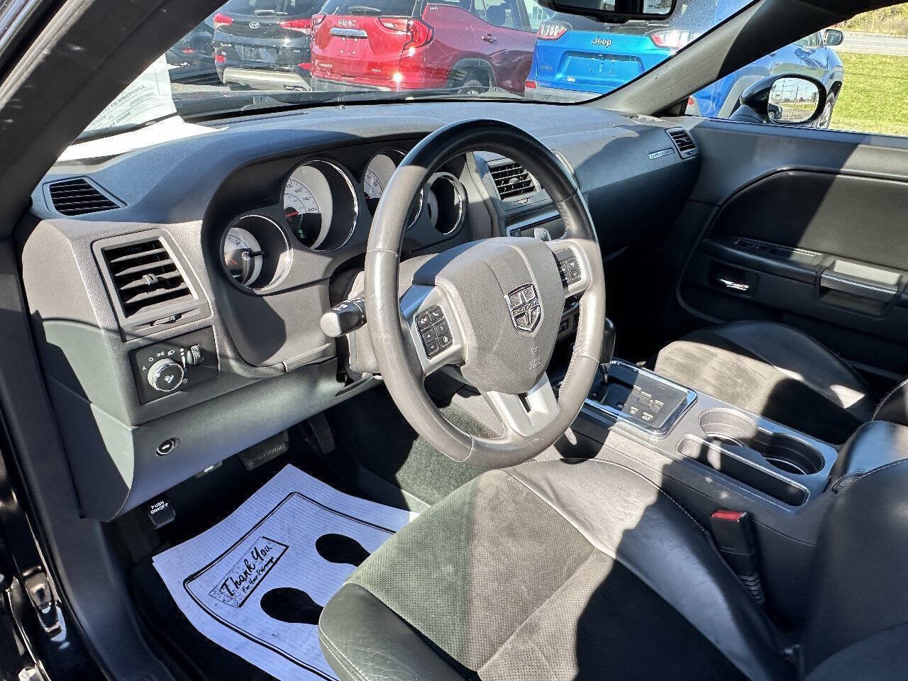 Used 2014 Dodge Challenger R/T RWD image 10