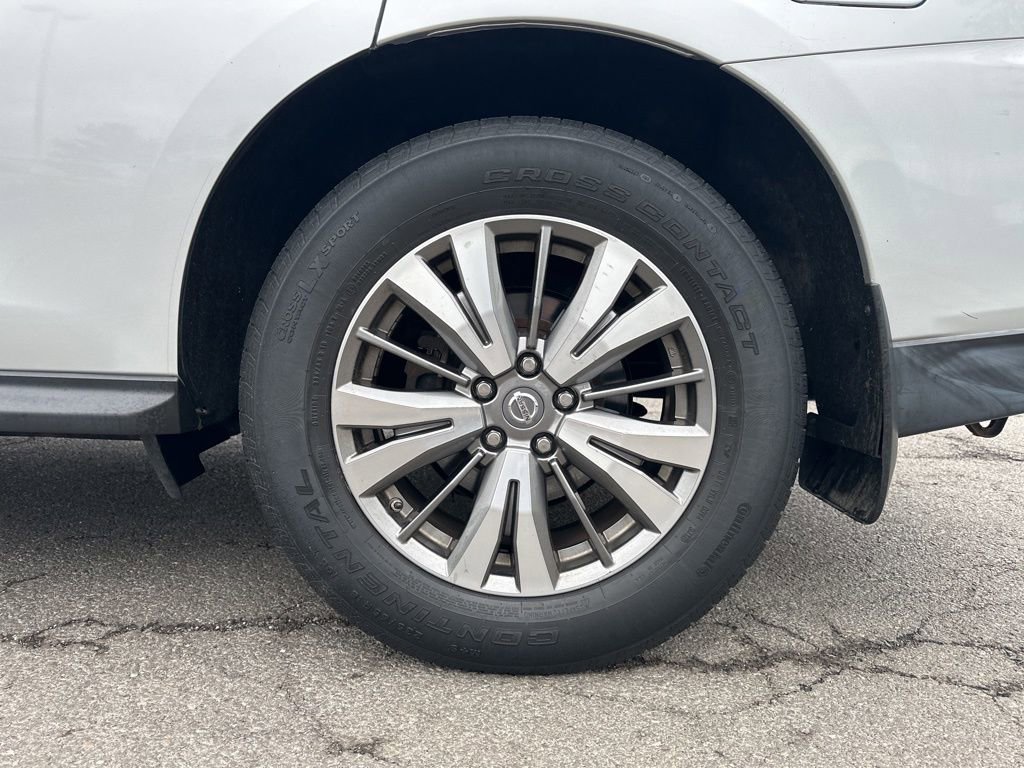 Used 2018 Nissan Pathfinder S AWD/4WD image 5