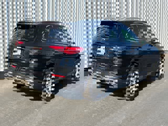 Used 2025 Mercedes-Benz GLC 300 GLC 300 image 6