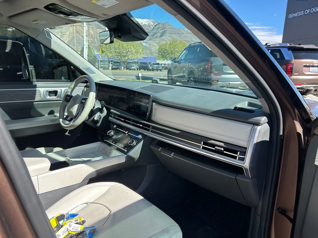Used 2024 Hyundai Santa Fe Limited image 11