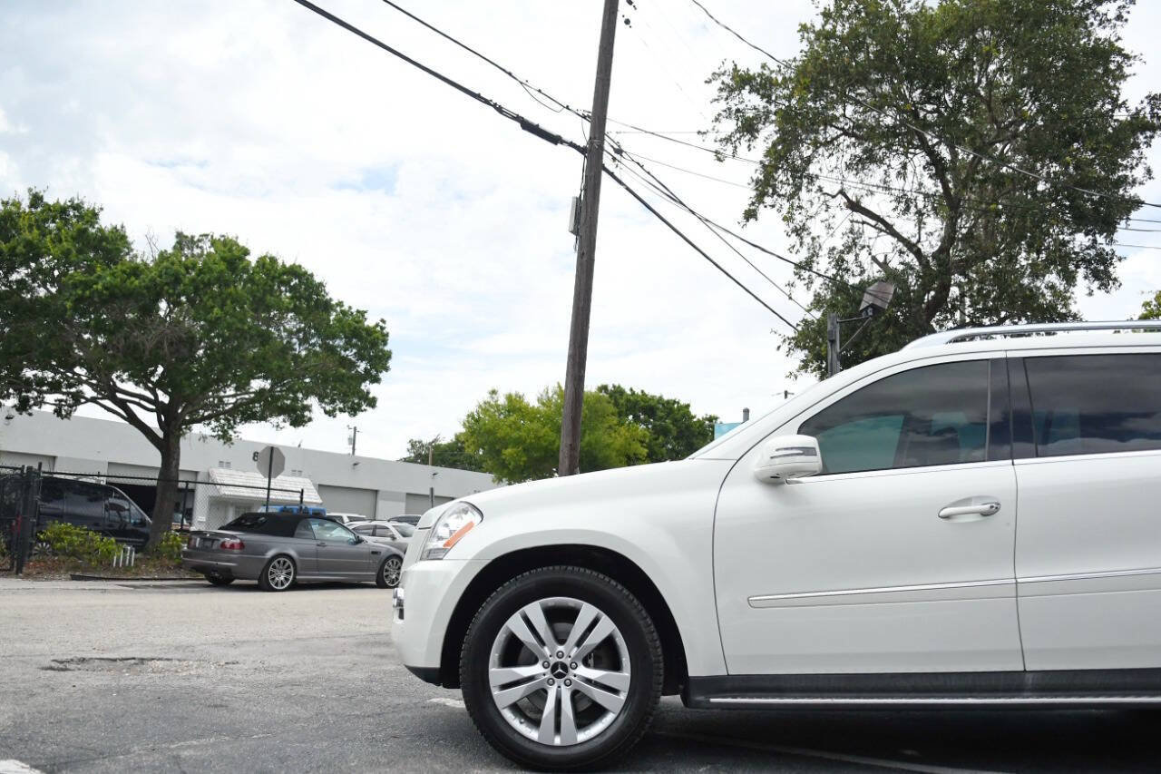 Used 2011 Mercedes-Benz GL 450 4MATIC image 5