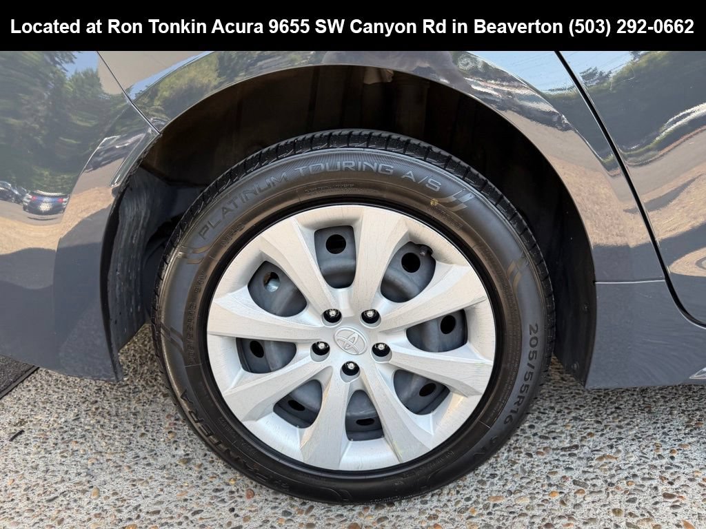 Used 2023 Toyota Corolla LE FWD image 9