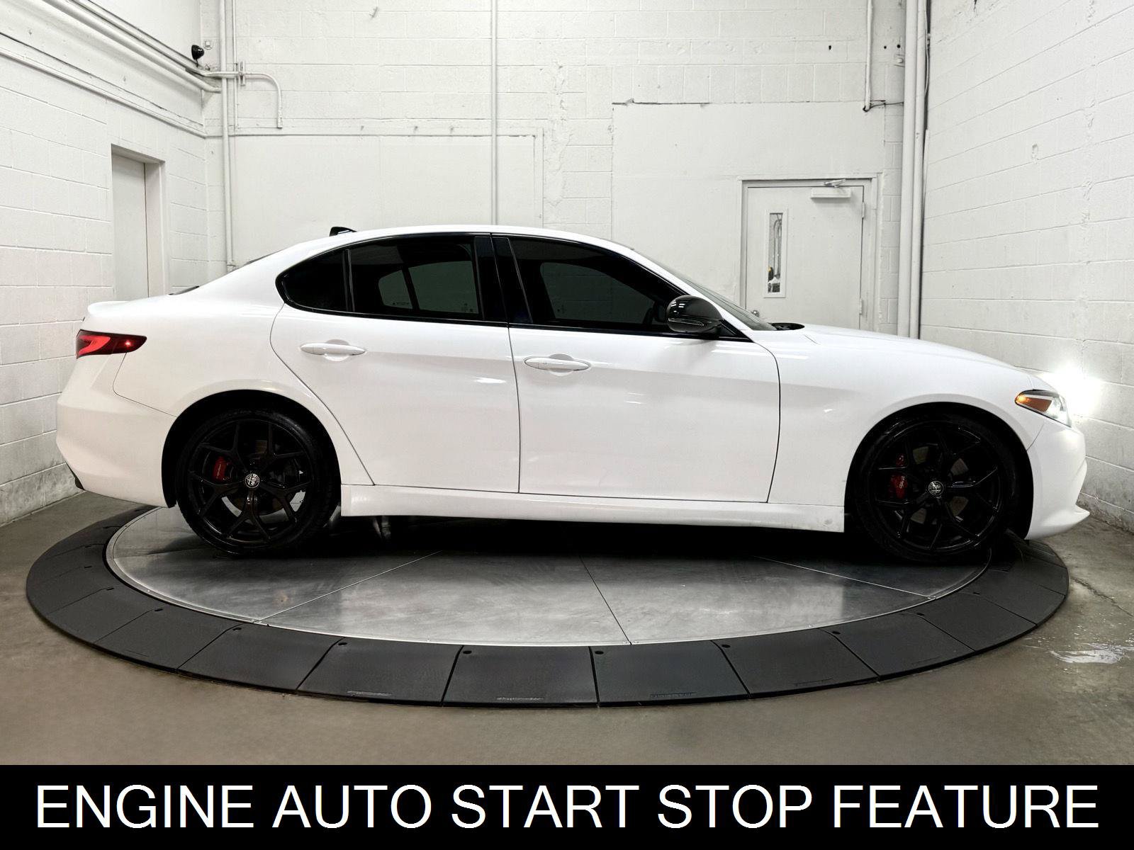 Used 2020 Alfa Romeo Giulia w/ Quick Order Package 22K Sport RWD image 9