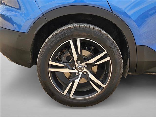 Used 2019 Volvo XC40 T5 R-Design AWD/4WD image 21